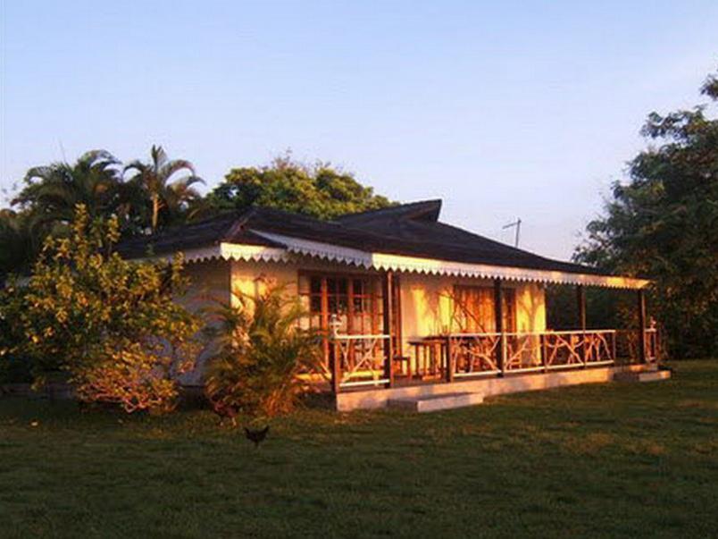 Hotel Atiapiti Opoa Exteriér fotografie